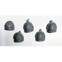 Ultramarines Invictarus Suzerain Squad - Shoulder Pads