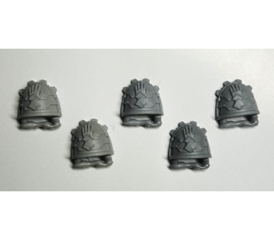 Iron Warriors Warsmith -  Shoulder Pads
