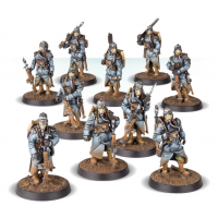 Infantry Squad At Ease