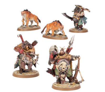 Hunters with Sabrefangs